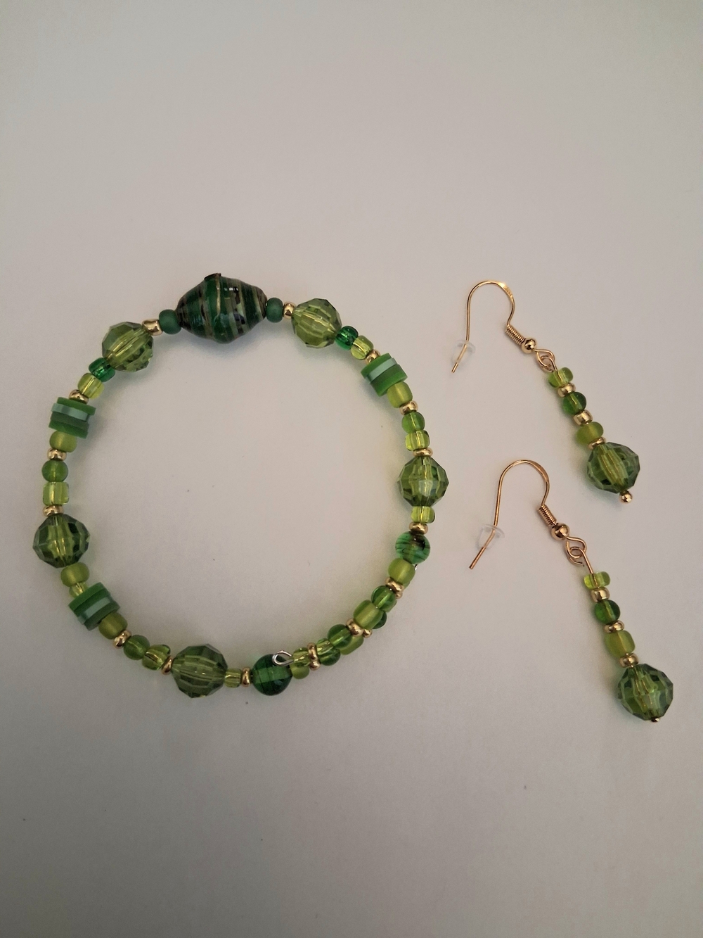 Green Glass Bead Bracelet & Earrings Set W/Gold Tones - Handmade